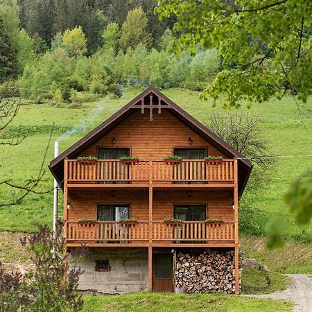 Villa Grace Орявчик Екстериор снимка